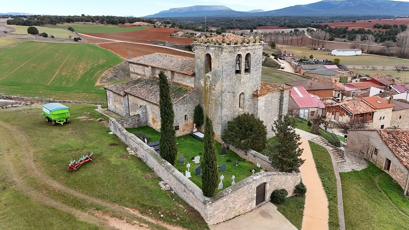 Iglesia de San Cristóbal en Cebrecos