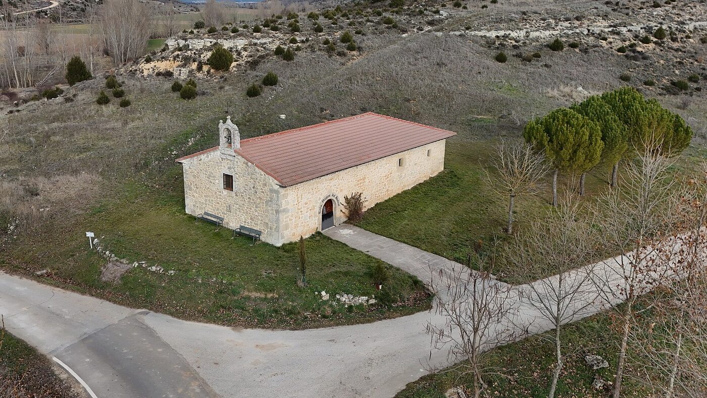 Ermita del Juncal en Valdeande