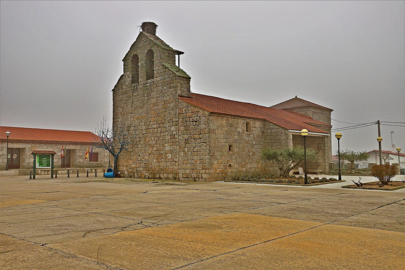 Iglesia de San Miguel en Moralina
