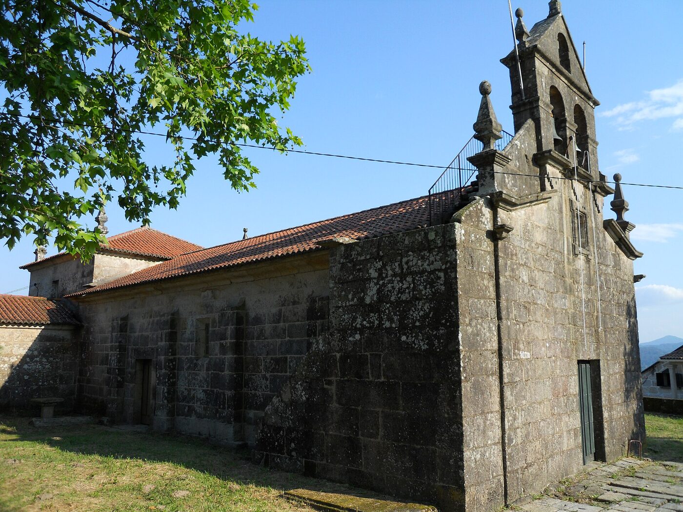 Igrexa de San Mamede de Sabaxáns en Mondariz