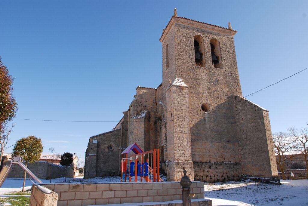 Iglesia de San Miguel en Celada del Camino