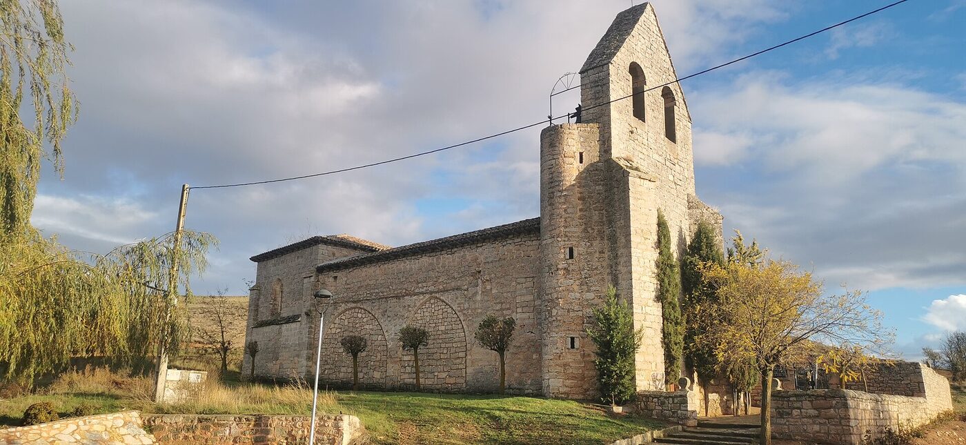 Iglesia de la Asunción de Nuestra Señora en Olmillos de Muñó