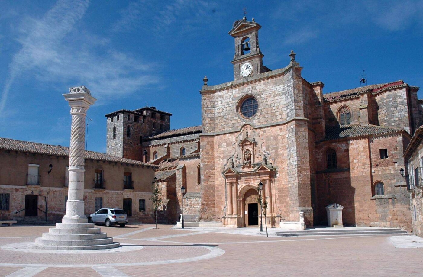 Iglesia de San Miguel en Mahamud