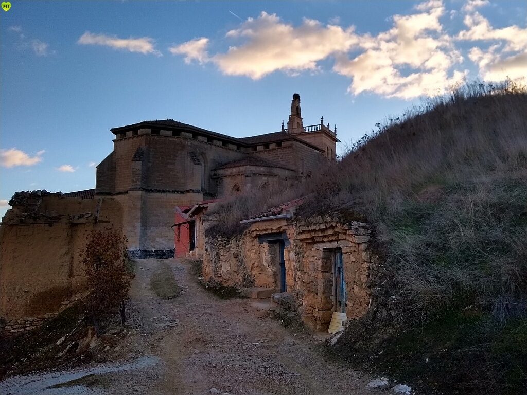 Iglesia Parroquial en Villamediana