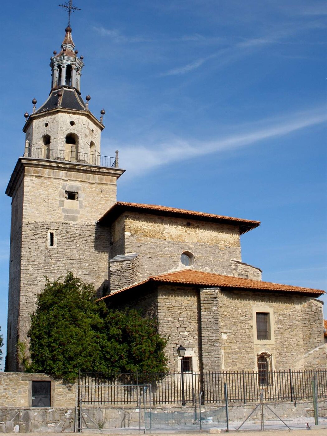 San Millan eliza en Vitoria