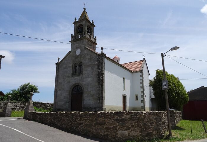 Igrexa de San Salvador de Pazos