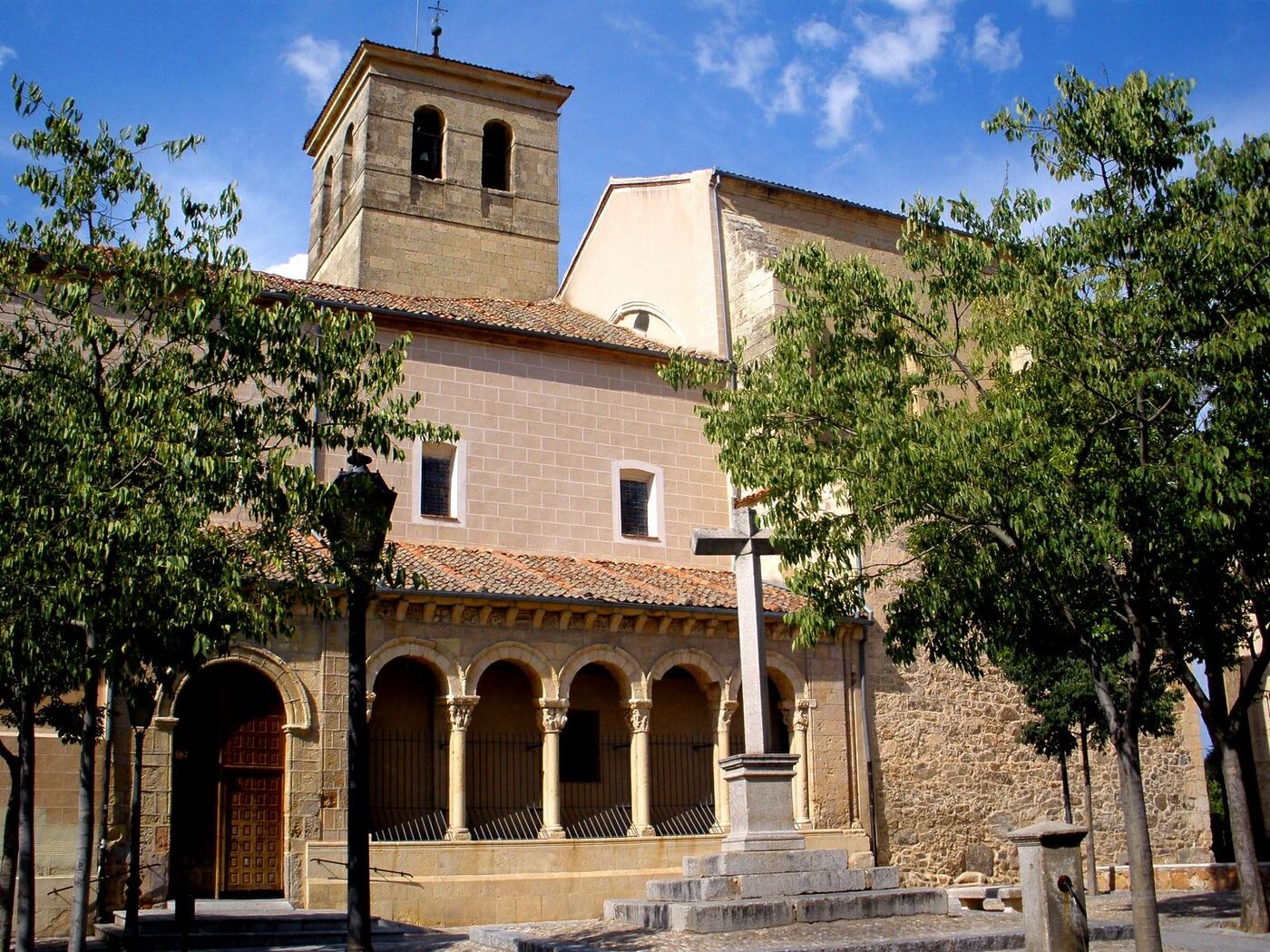 Iglesia de El Salvador en Navas de San Antonio