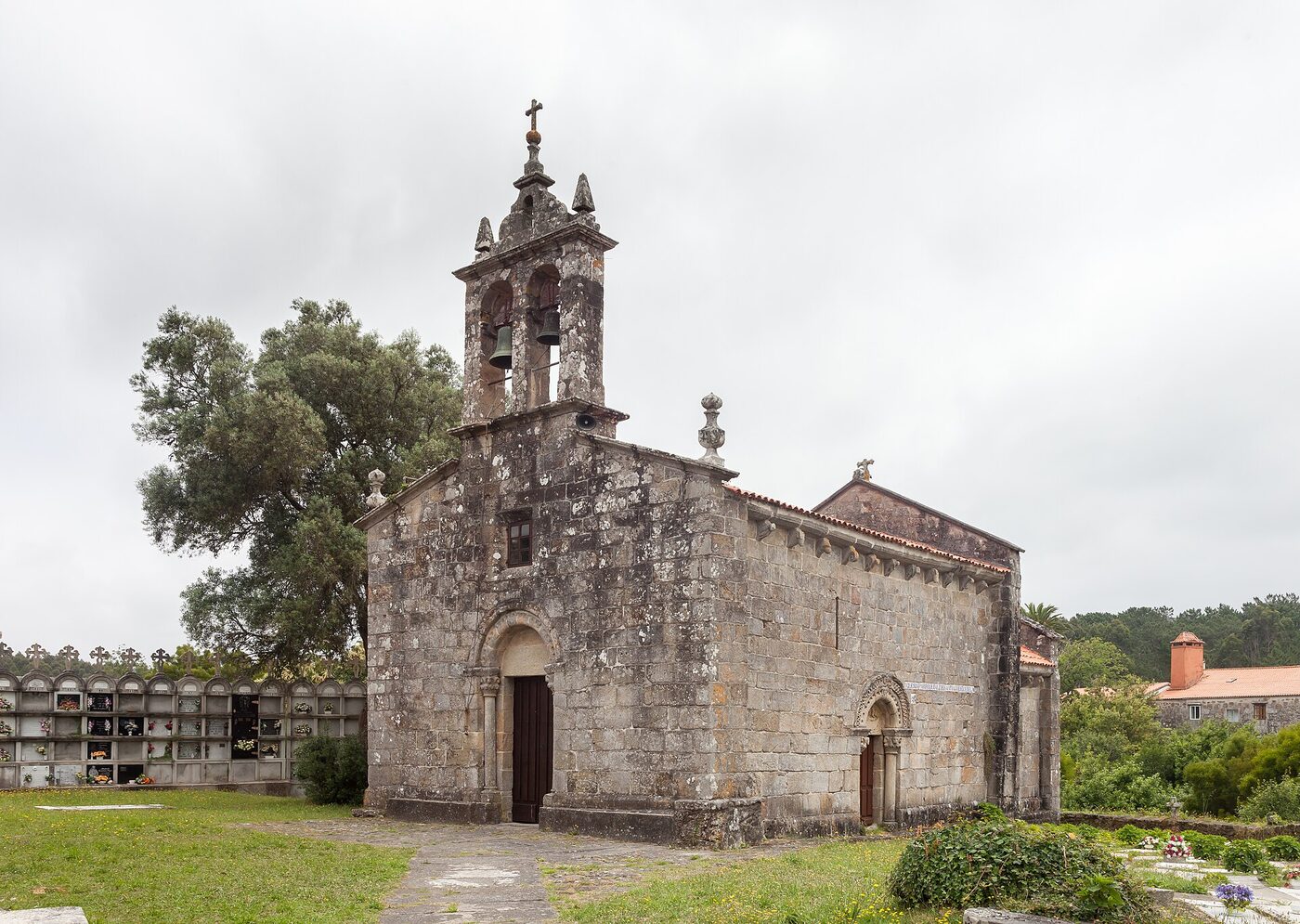 Igrexa de Santiago de Cereixo en Vimianzo