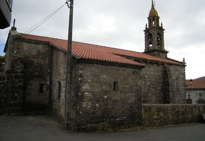 Igrexa de Santo Antoíño de Baíñas