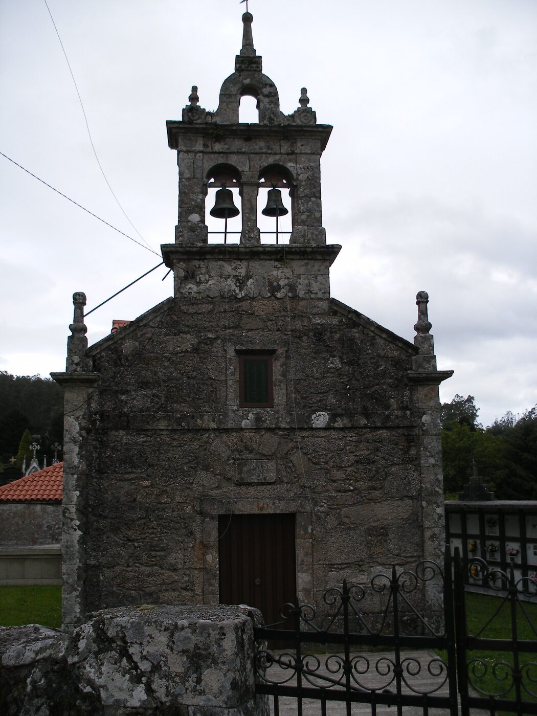 Igrexa de San Lourenzo de Irixoa en Irixoa