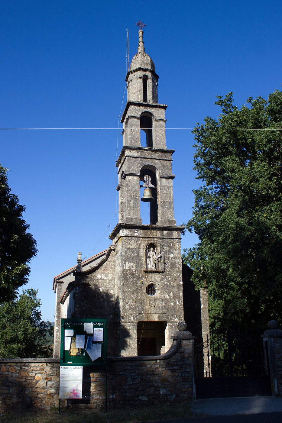 Igrexa de Santa Mariña de Presqueiras en Forcarei