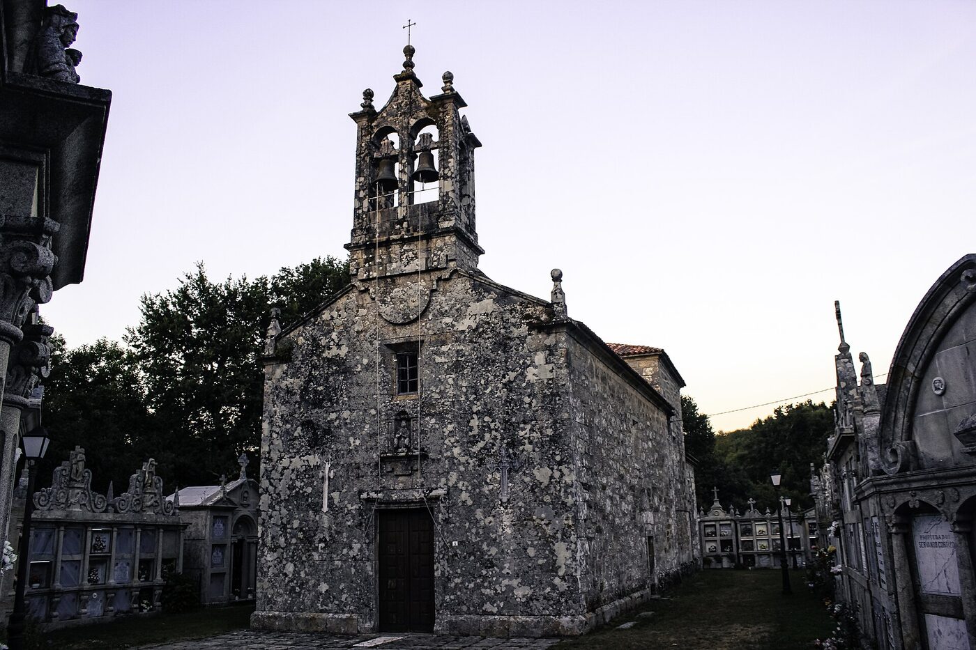 Igrexa de Santa María de Folgoso en Cerdedo Cotobade