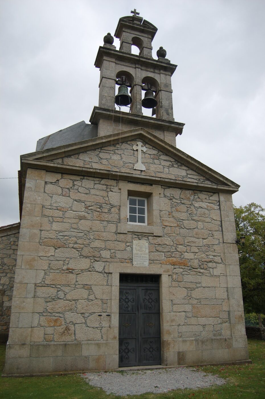 Igrexa de San Lourenzo de Moraña en Moraña