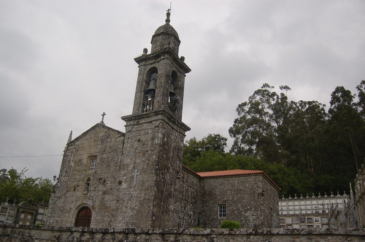 Igrexa de San Martiño de Laxe en Moraña