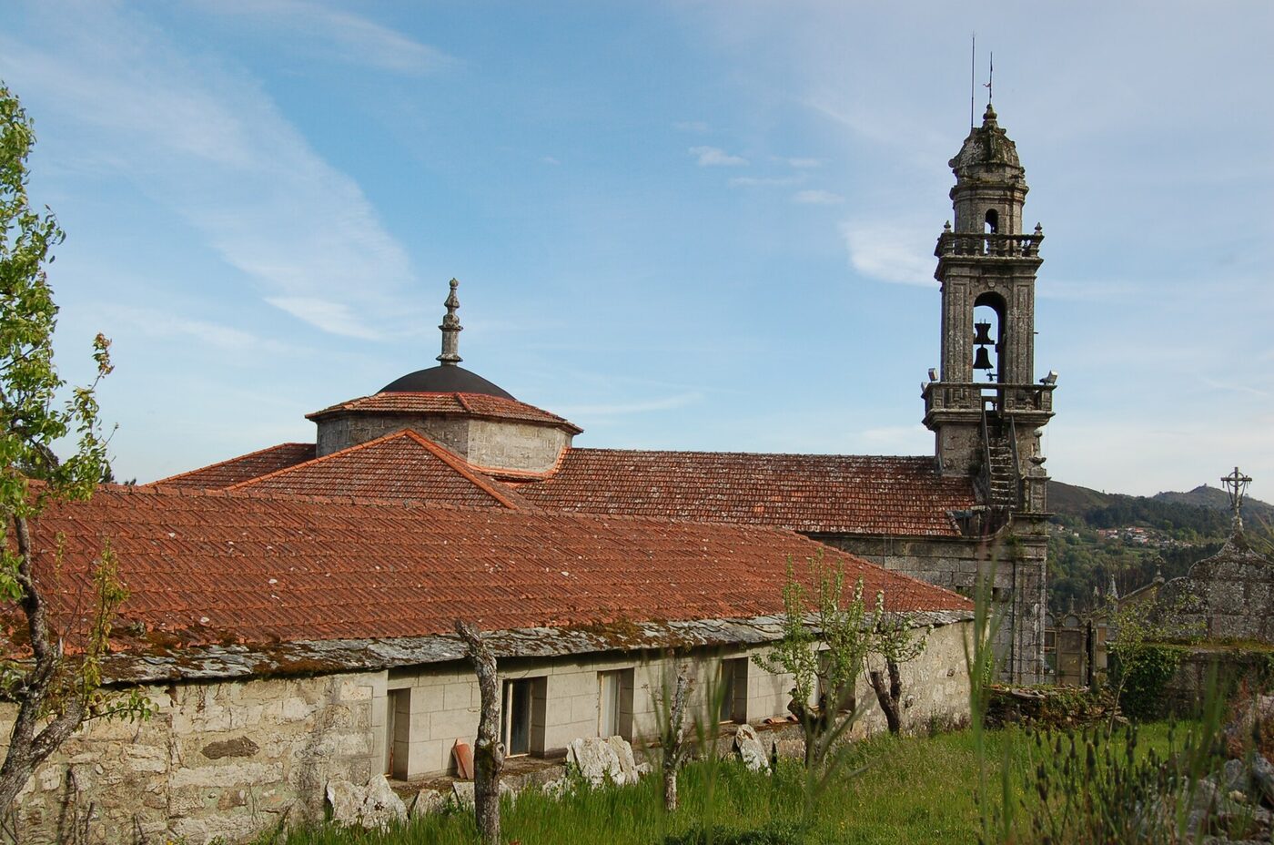 Igrexa de San Miguel de Albarellos en Boborás
