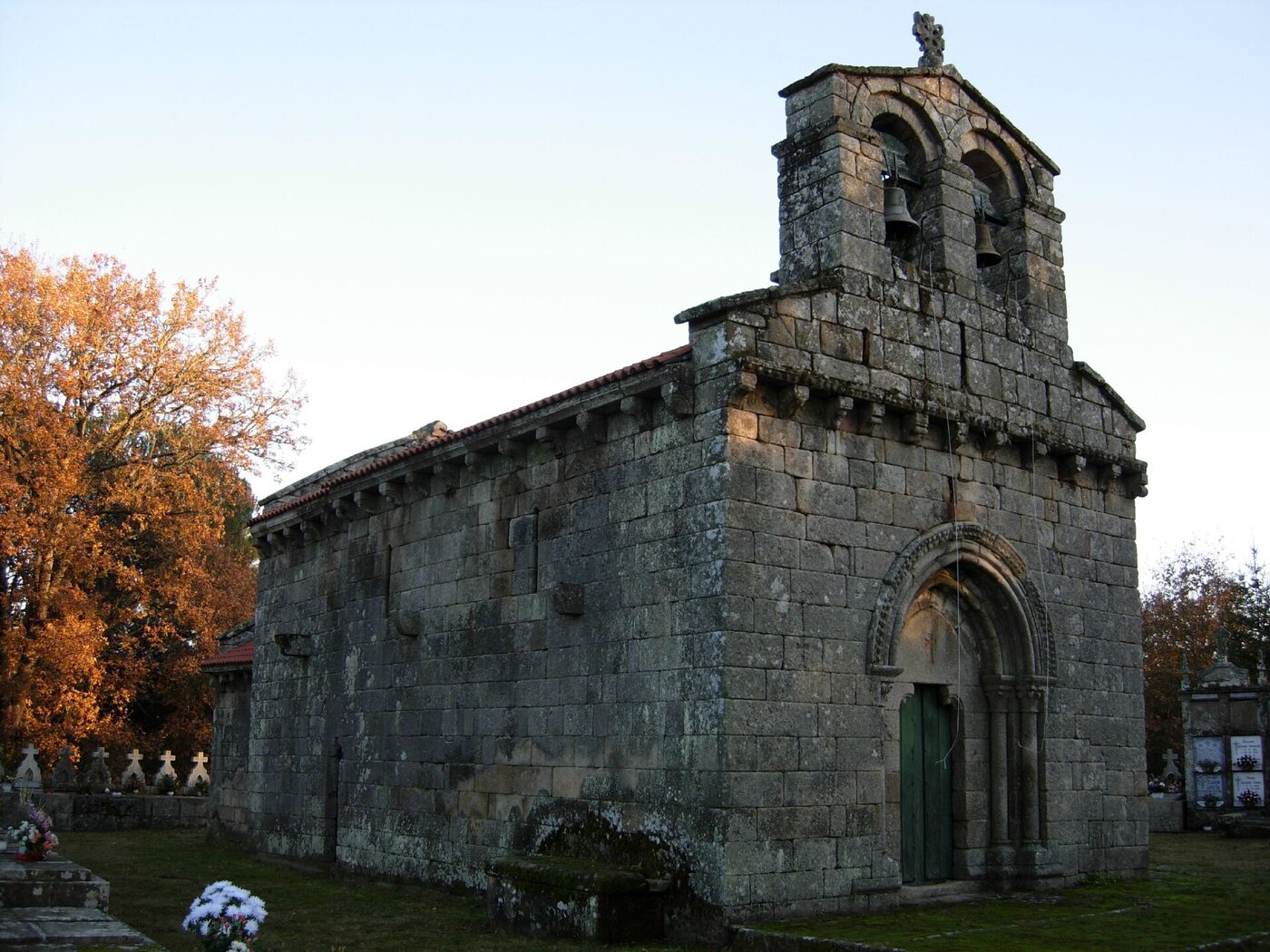 Igrexa de San Mamede de Moldes en Boborás
