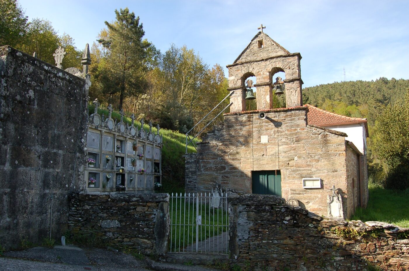 Igrexa de San Silvestre de Cardelle en Boborás