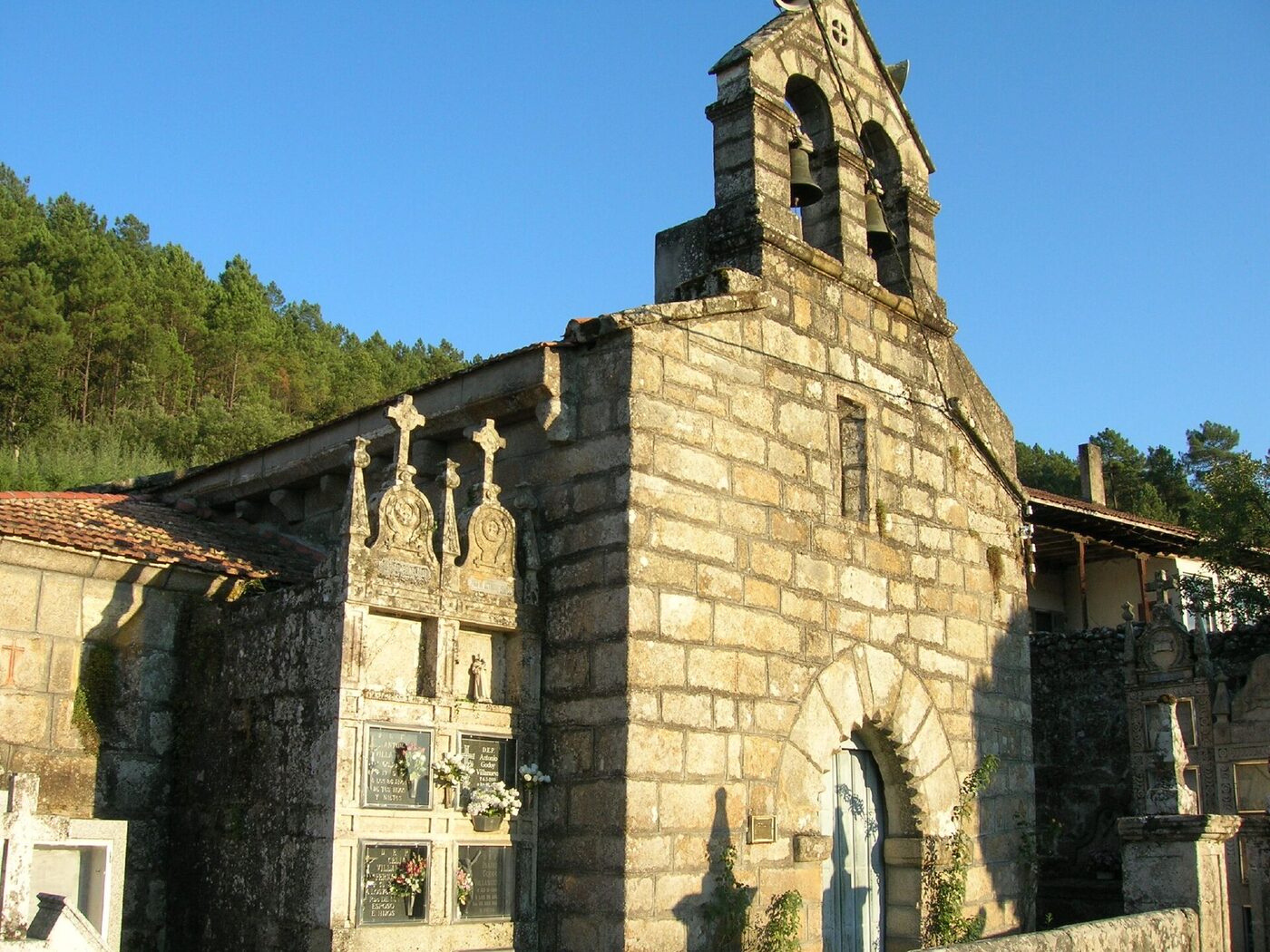 Igrexa de Santa María de Prado de Miño en Castrelo de Miño