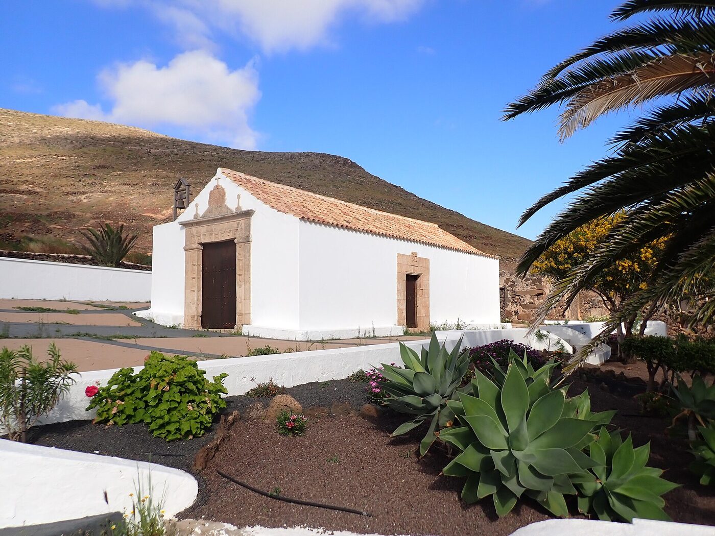 Ermita de San Juan y San Pedro en La Oliva
