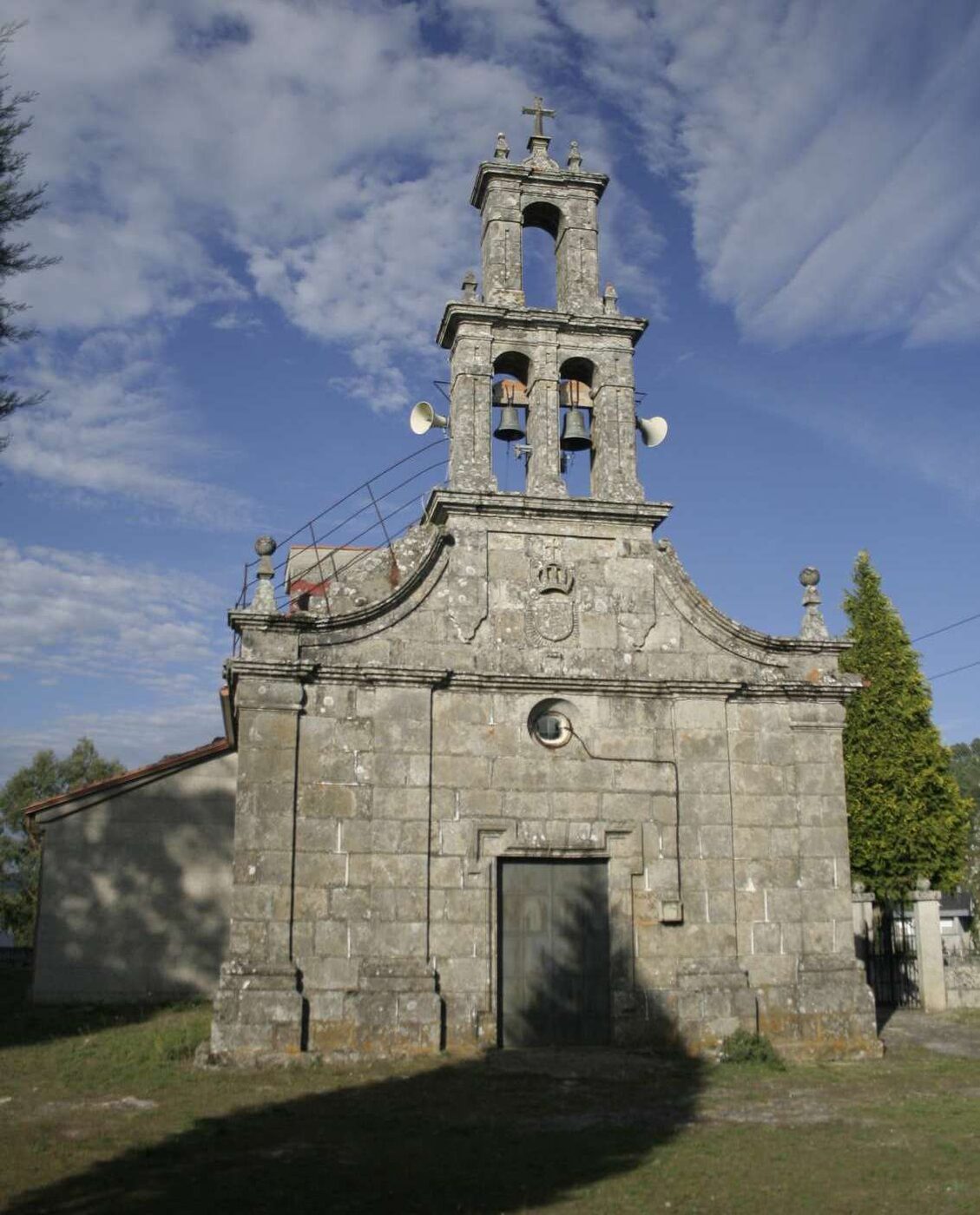 Igrexa de Santa María da Guía en Gomesende