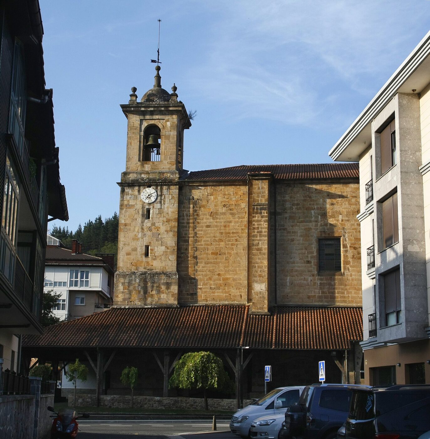 San Andres parrokia en Ormáiztegui