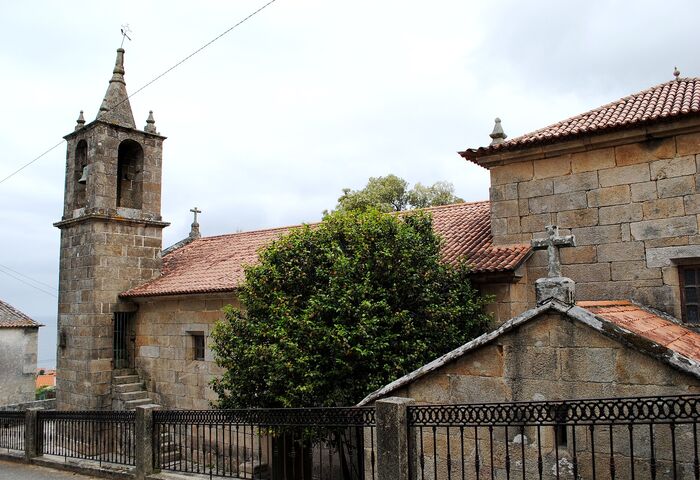 Igrexa de San Miguel de Viladesuso
