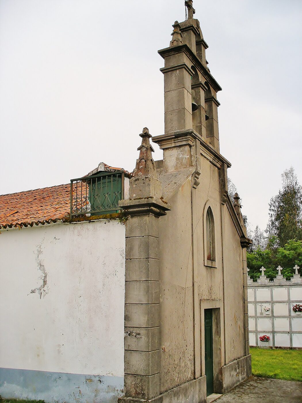 Igrexa de Santiago de Meangos en Abegondo