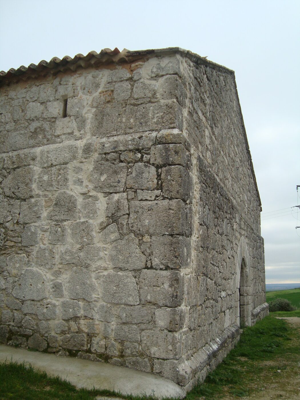 Ermita de los Perales en Velliza