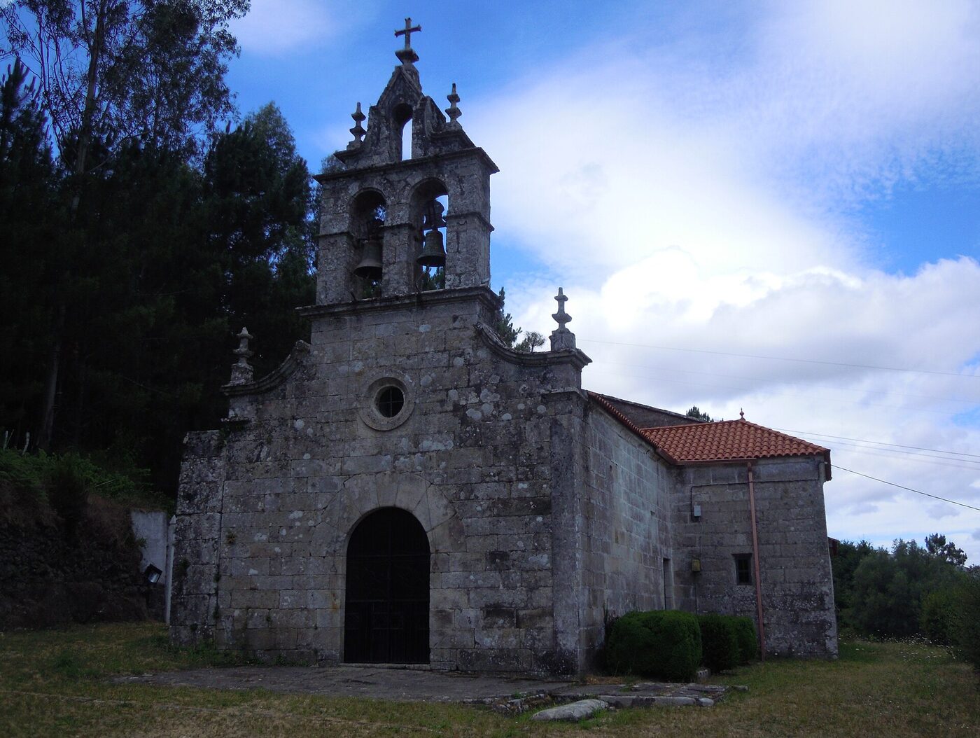 Igrexa de San Xoán de Angudes en Crecente
