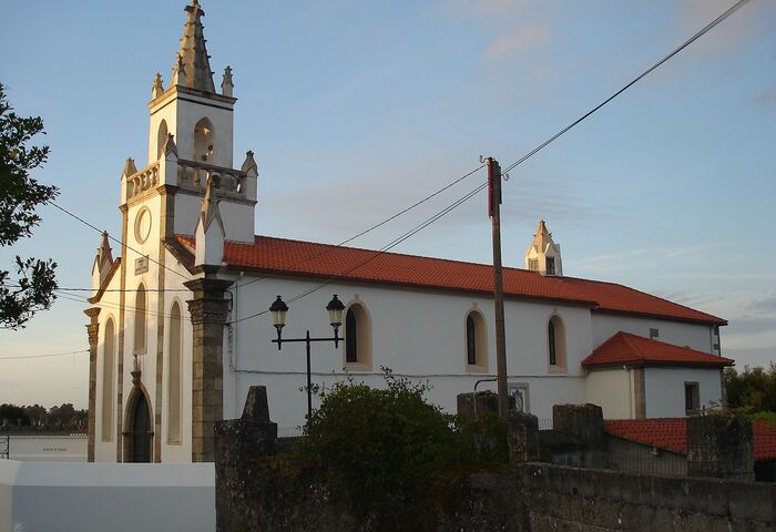 Igrexa de Santiago de Franza