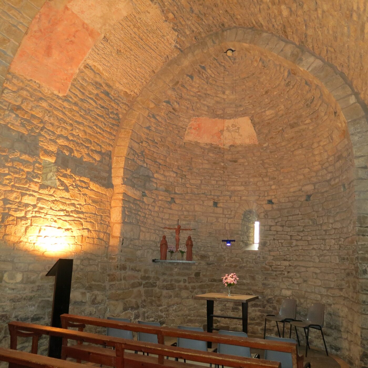 Santa Magdalena en el Pont de Vilomara i Rocafort