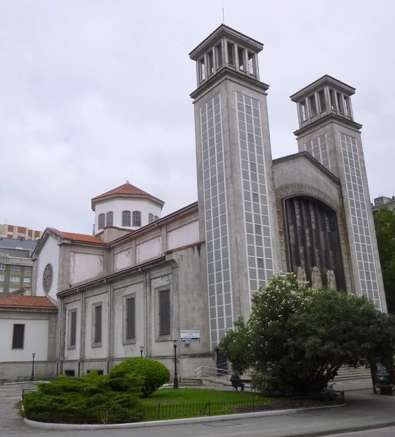 Igrexa de San Pedro de Mezonzo en La Coruña