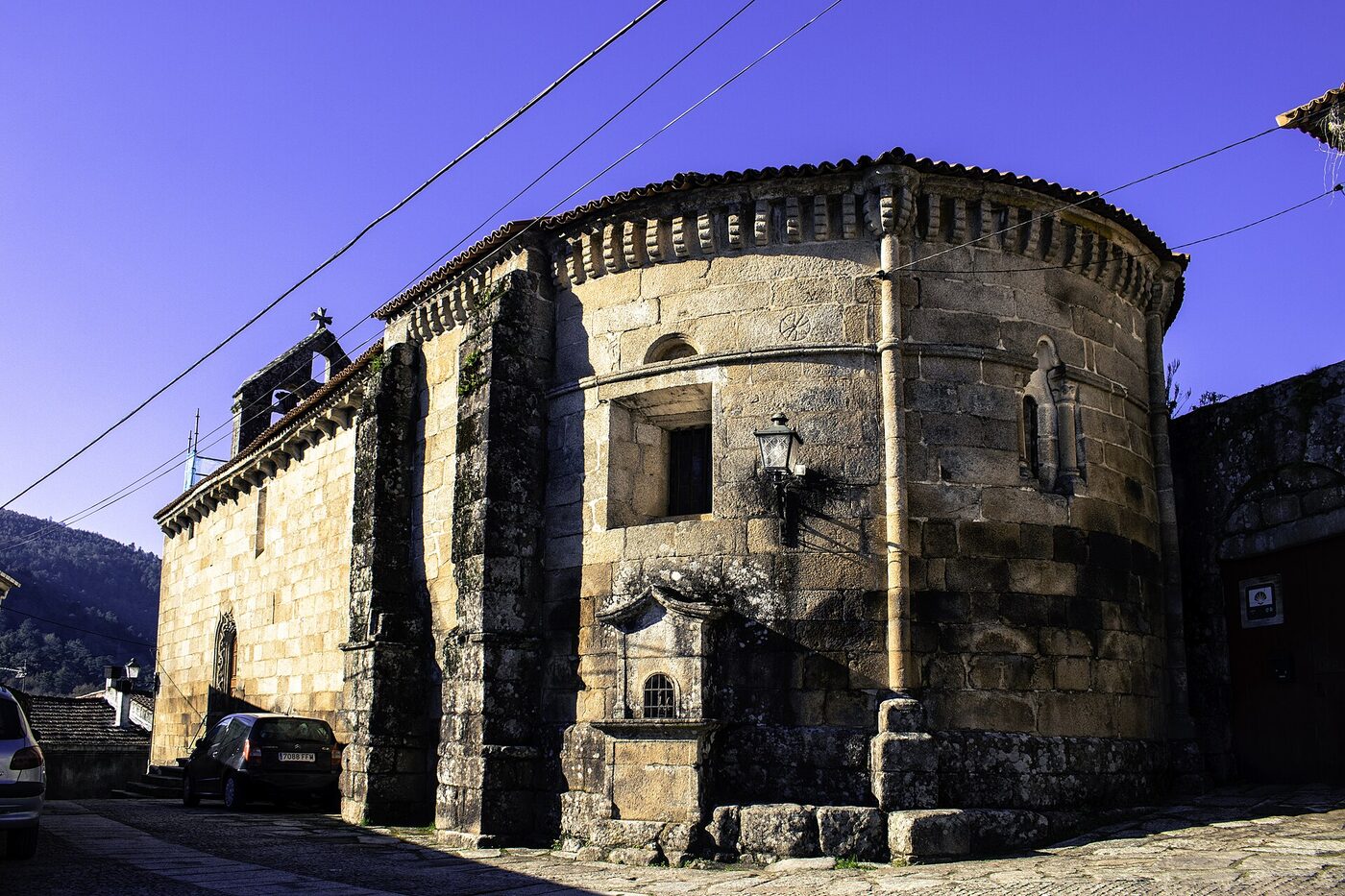 Igrexa de San Salvador de Pazos de Arenteiro en Boborás