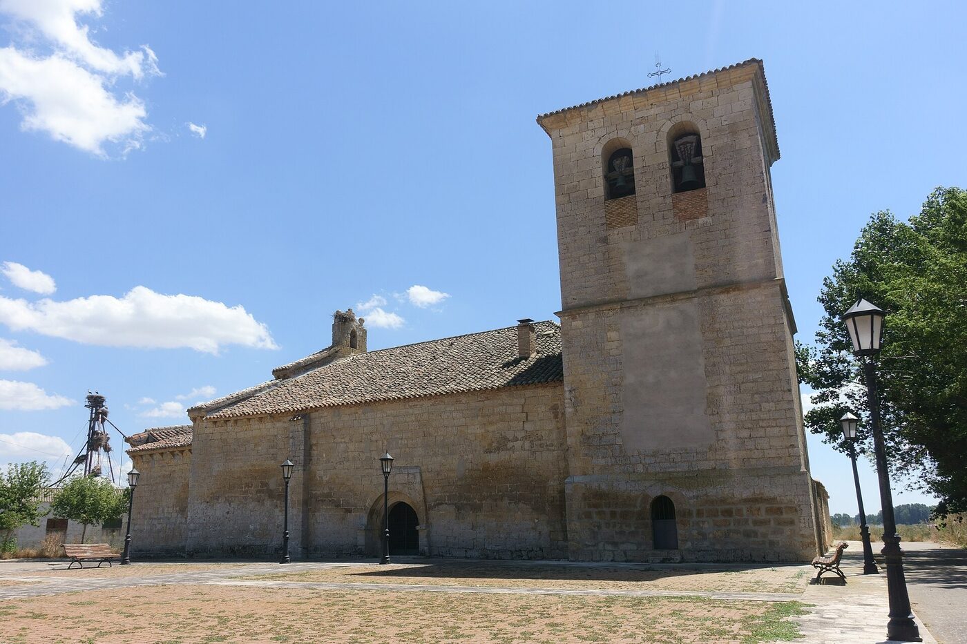 Iglesia de Nuestra Señora de la Asunción en Manquillos