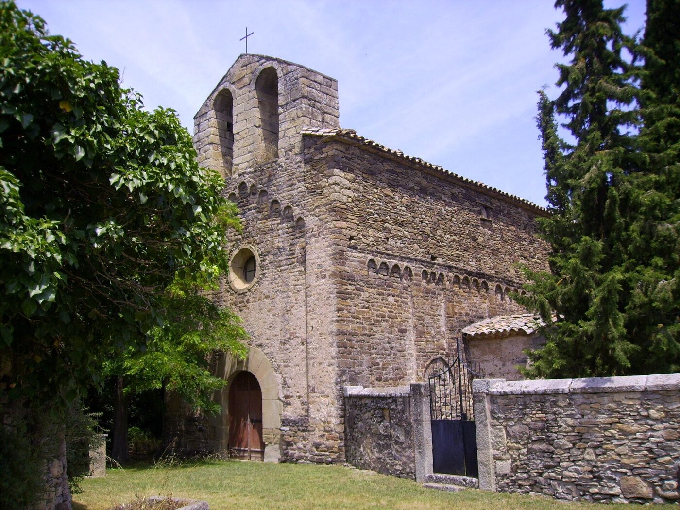 Sant Pere de Savassona en Tavèrnoles