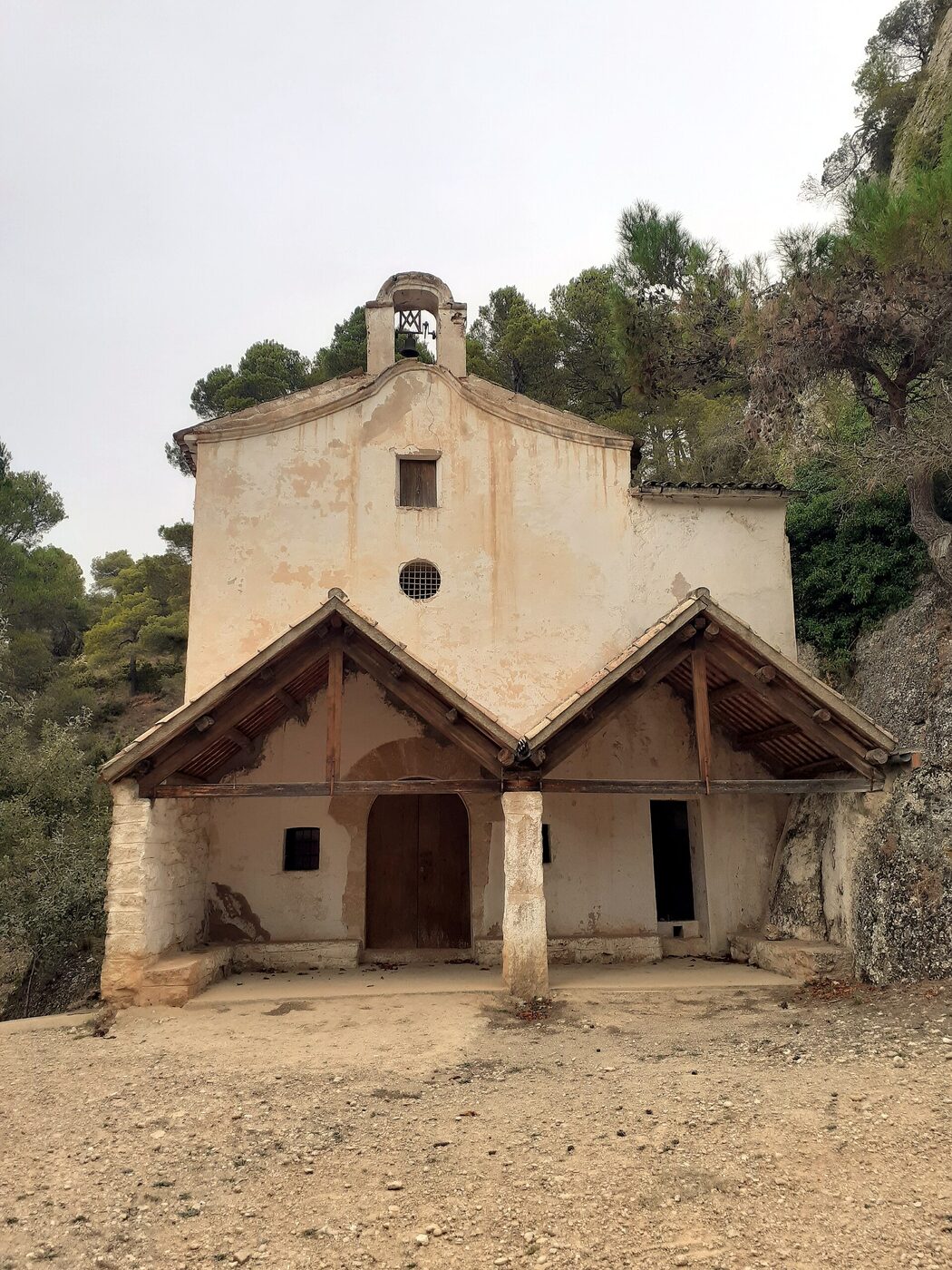Mare de Déu de les Neus (la Foia) en Cabacés