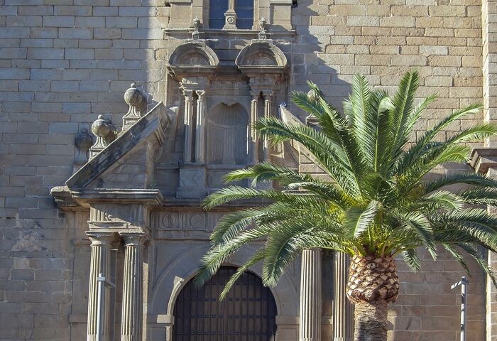 Iglesia Parroquial de Santiago Apóstol