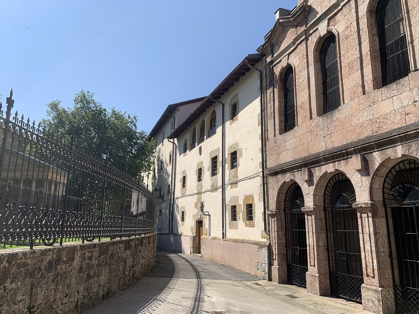 Ermita de Santa Ana en Guernica y Luno