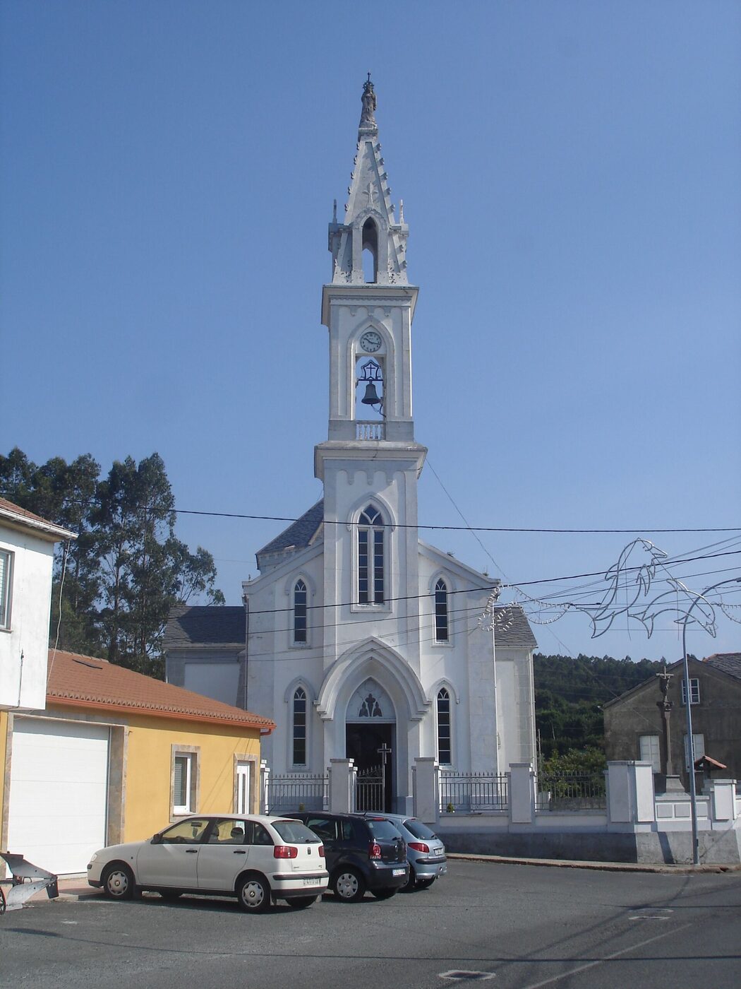 Igrexa de Santo Antonio da Barqueira en Cerdido