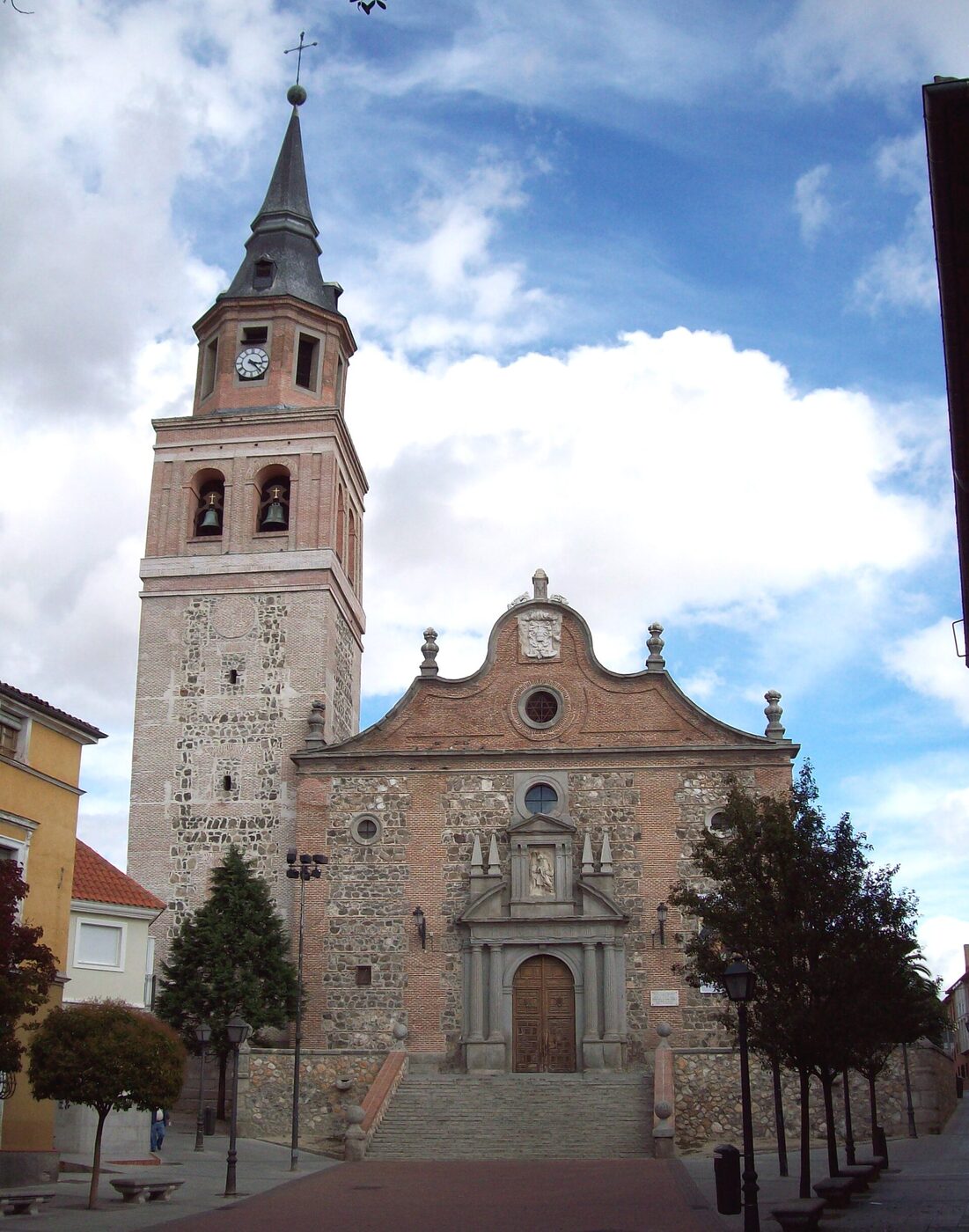 Parroquia de San Pedro ad Víncula en Madrid