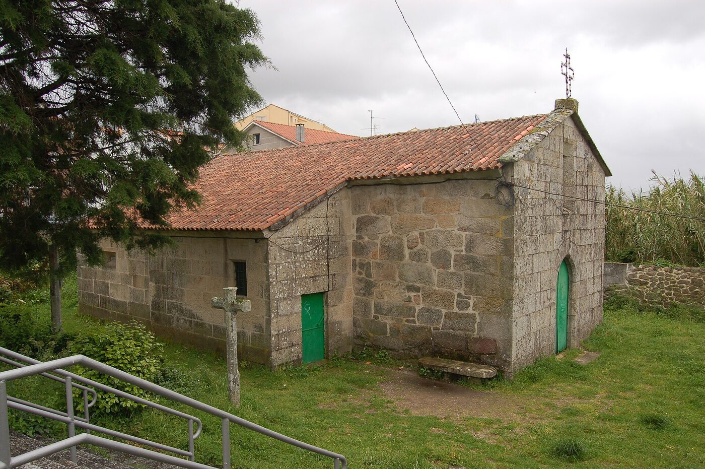 Igrexa Vella de San Salvador de Poio en Poio