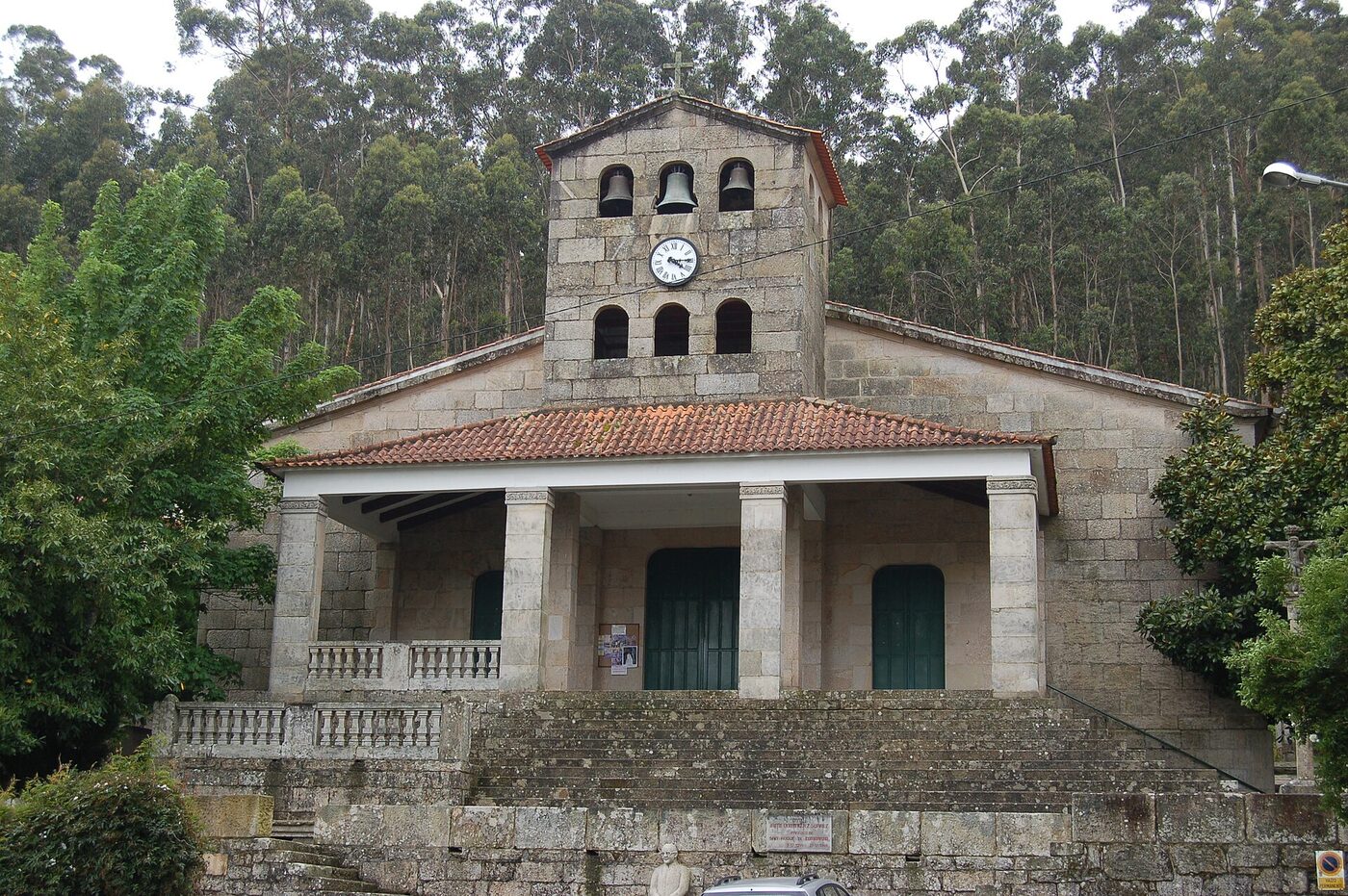 Igrexa de San Bernardo de Combarro en Poio
