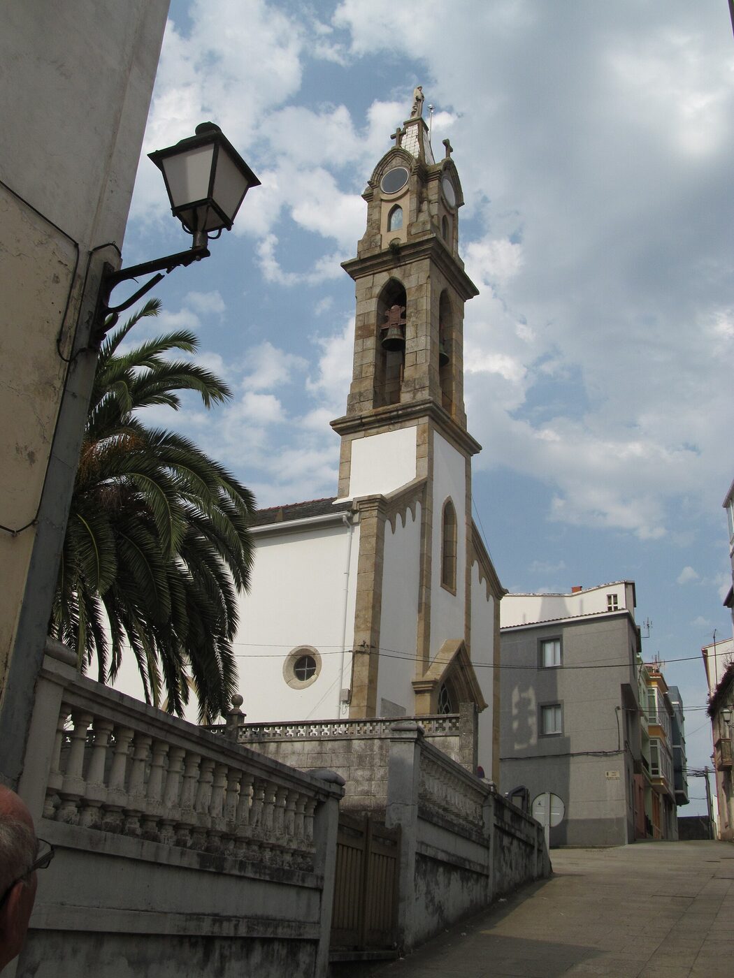 Igrexa de San Bartolomeu de Cariño en Cariño