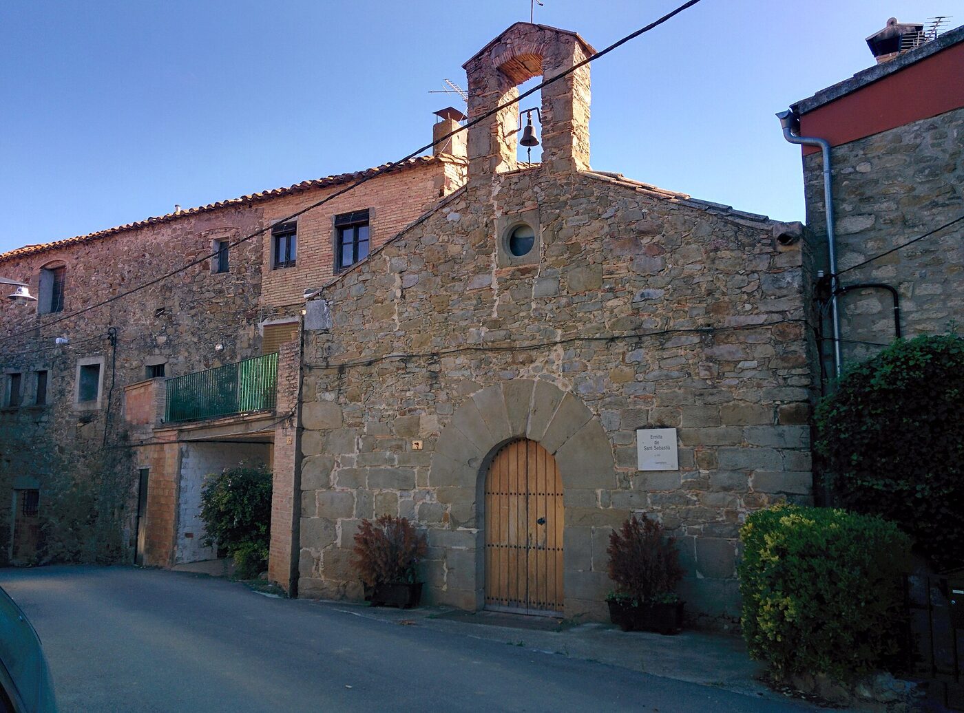 Església de Sant Sebastià en Camallera i Llampaies