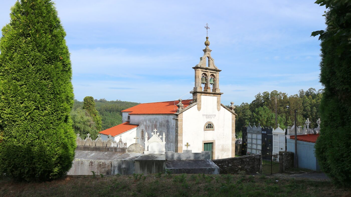 Igrexa de San Miguel de Figueiroa en Abegondo