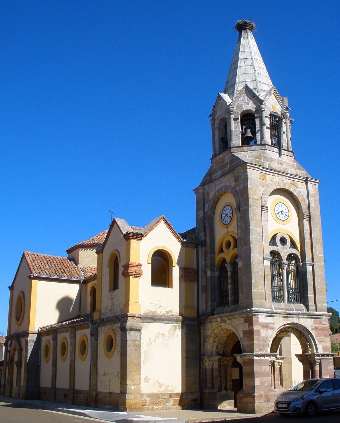 Iglesia de Nuestra Señora del Carmen en Alar del Rey