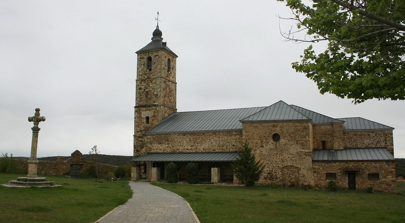 Santuario Virgen de Castrotierra en Riego de la Vega