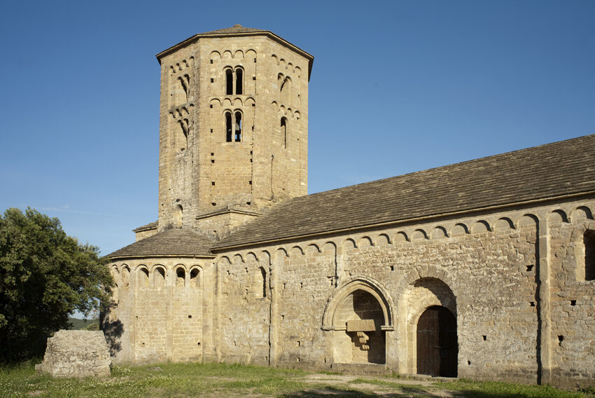 Col·legiata de Sant Pere de Ponts en Ponts