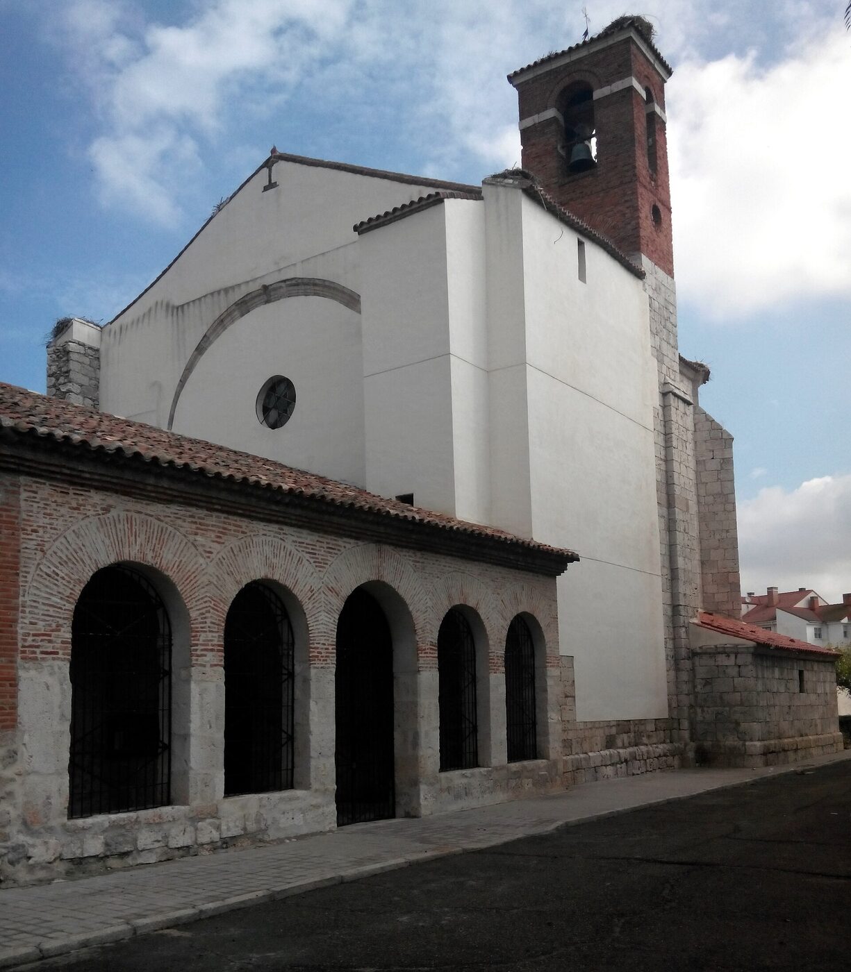 Iglesia de San Juan Bautista en Santovenia de Pisuerga
