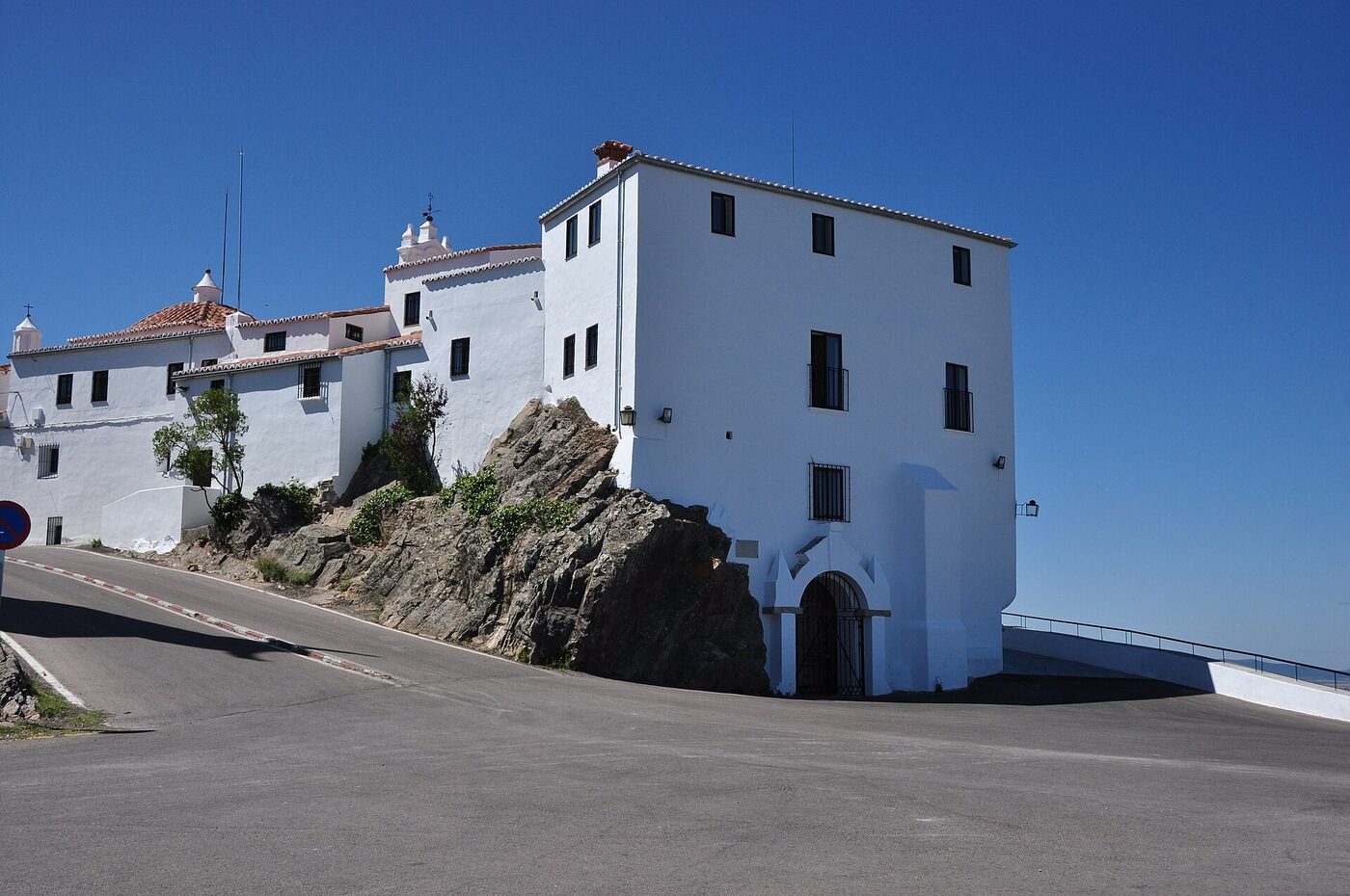 Santuario de la Vigen de la Montaña en Cáceres